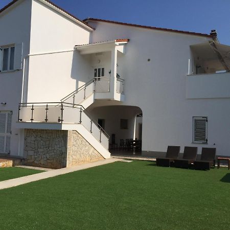 Soline Ada Apartment Pjescana Uvala Bagian luar foto