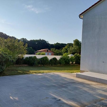 Soline Ada Apartment Pjescana Uvala Bagian luar foto