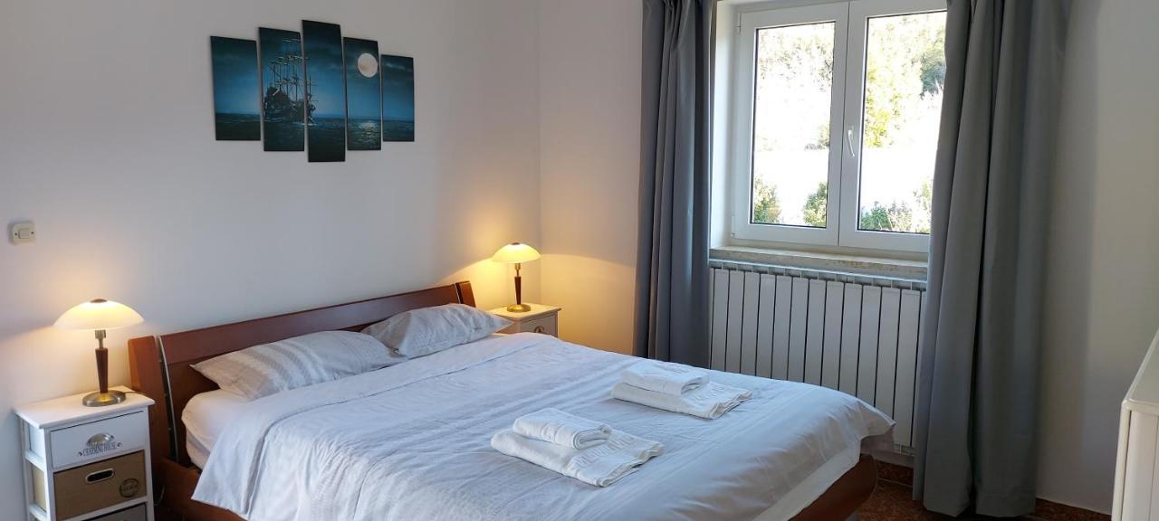 Soline Ada Apartment Pjescana Uvala Bagian luar foto