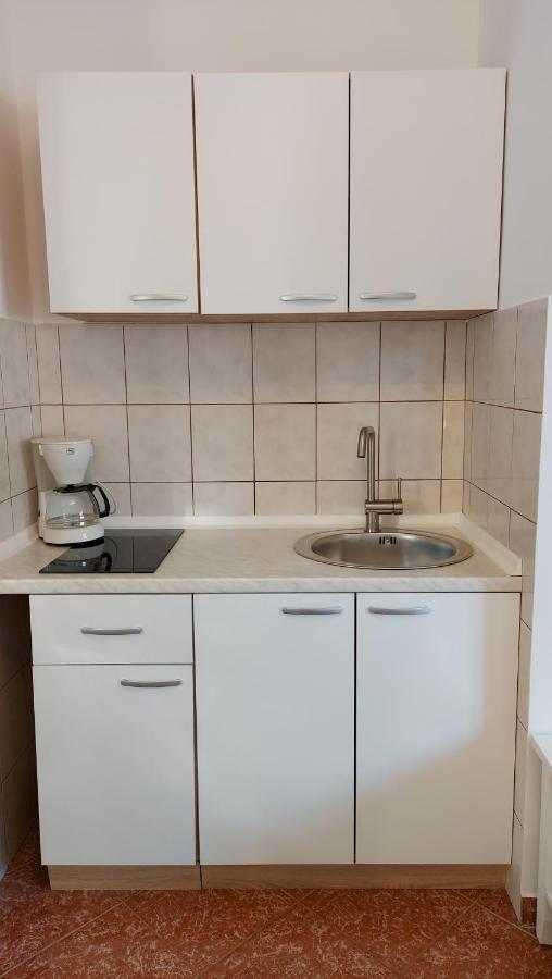 Soline Ada Apartment Pjescana Uvala Bagian luar foto