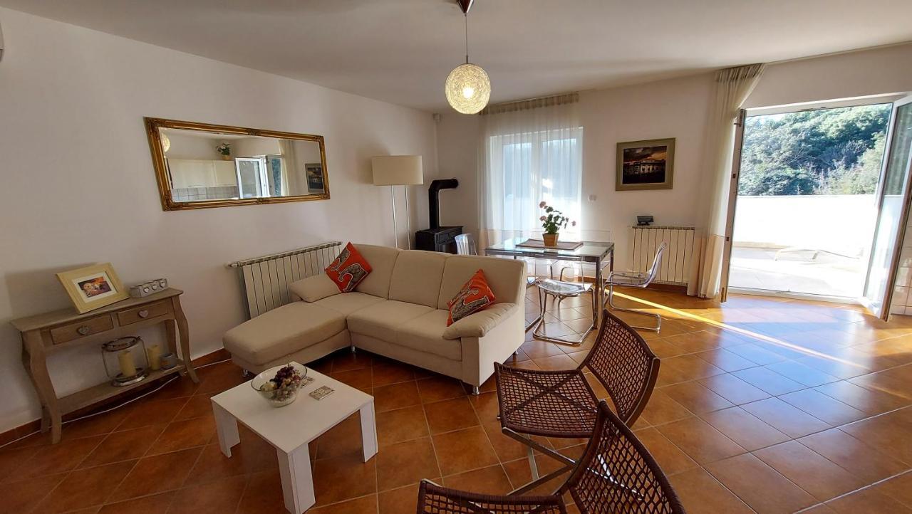 Soline Ada Apartment Pjescana Uvala Bagian luar foto