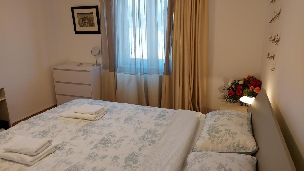 Soline Ada Apartment Pjescana Uvala Bagian luar foto