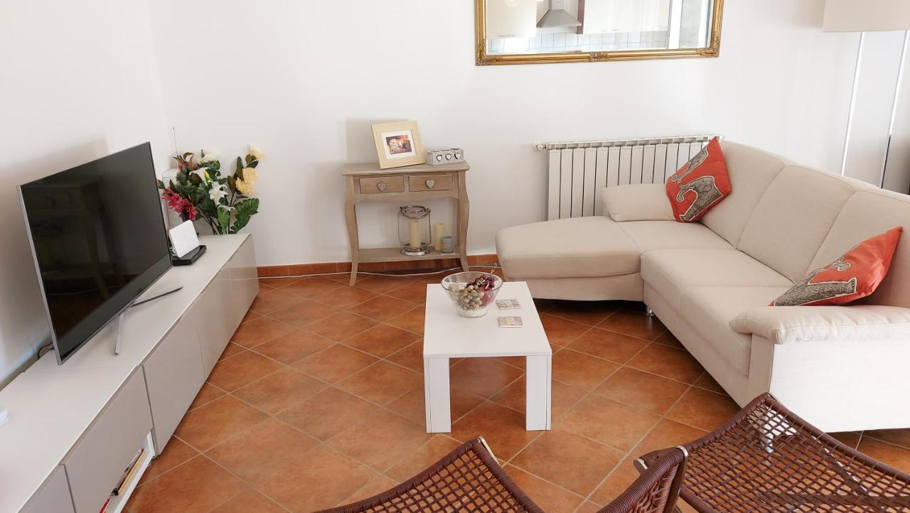 Soline Ada Apartment Pjescana Uvala Bagian luar foto