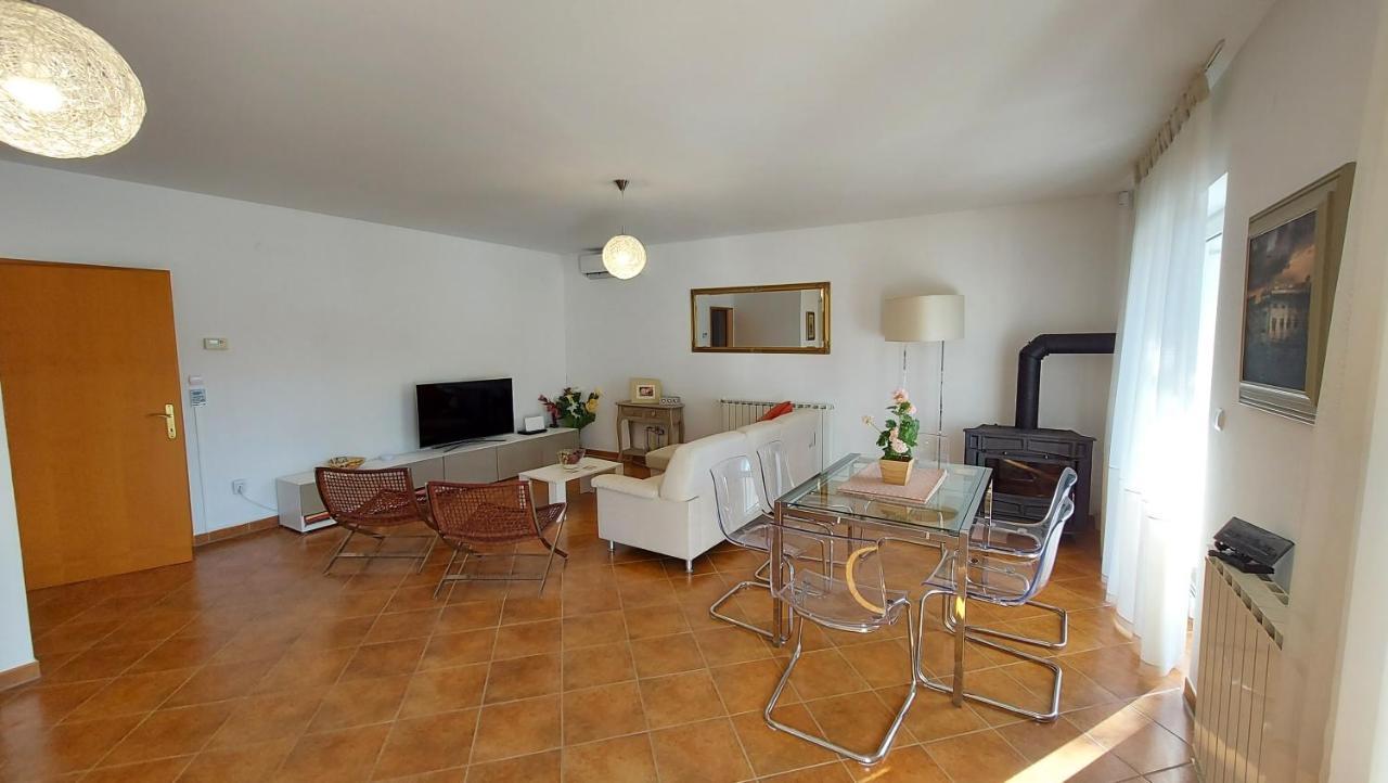 Soline Ada Apartment Pjescana Uvala Bagian luar foto