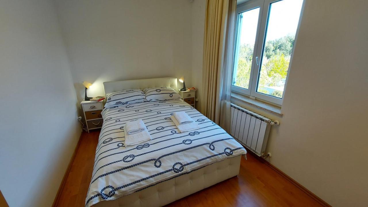Soline Ada Apartment Pjescana Uvala Bagian luar foto